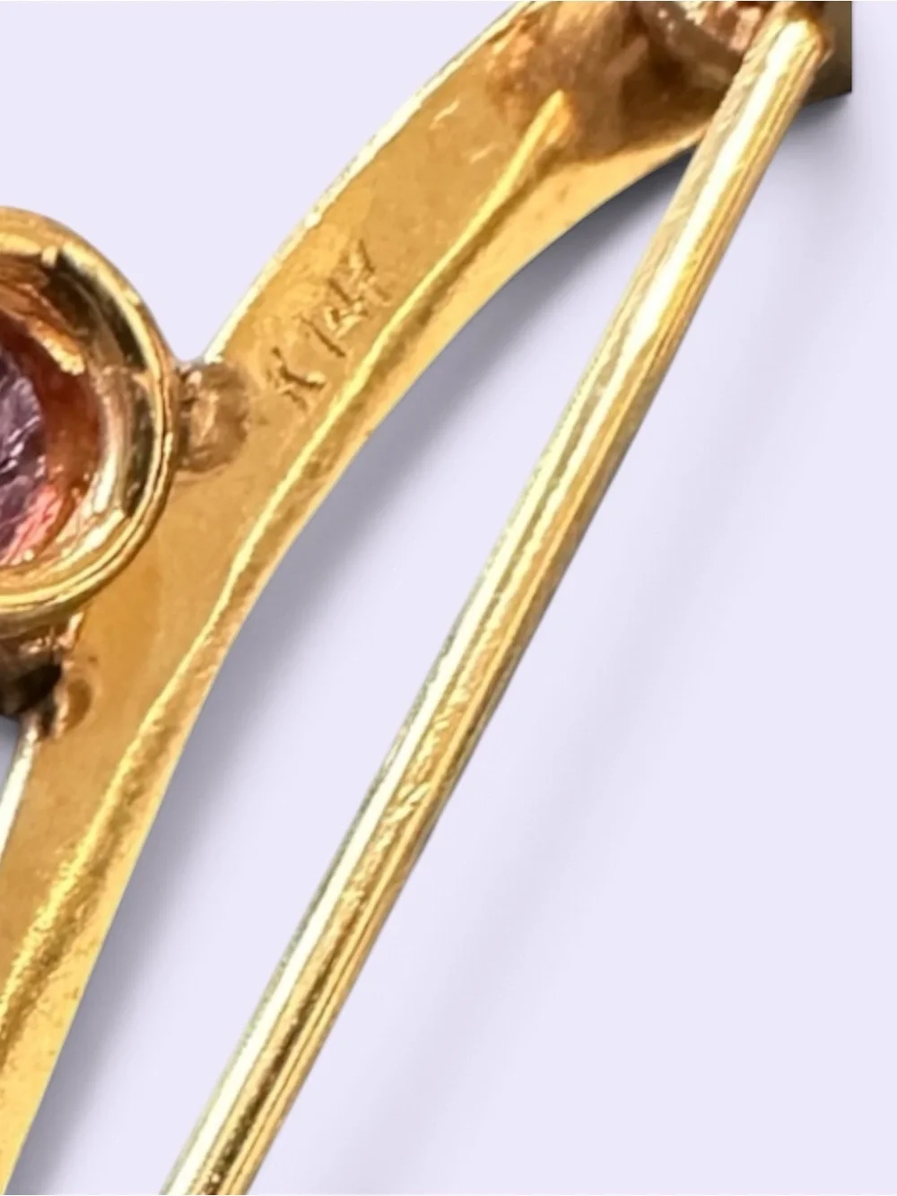 14K Gold Pink Gemstone Brooch (1.6g)